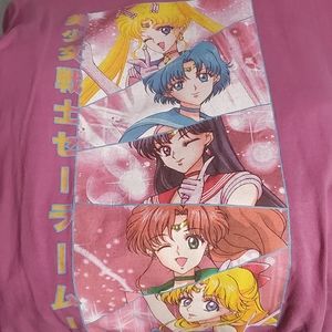 SAILOR MOON SHIRT